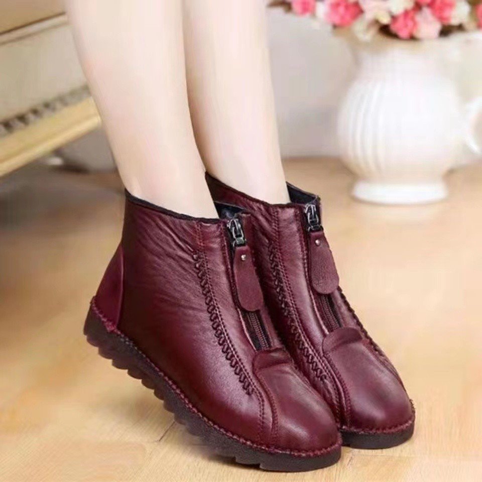 Botas antiderrapantes em couro sintético: elegância e segurança no dia a dia