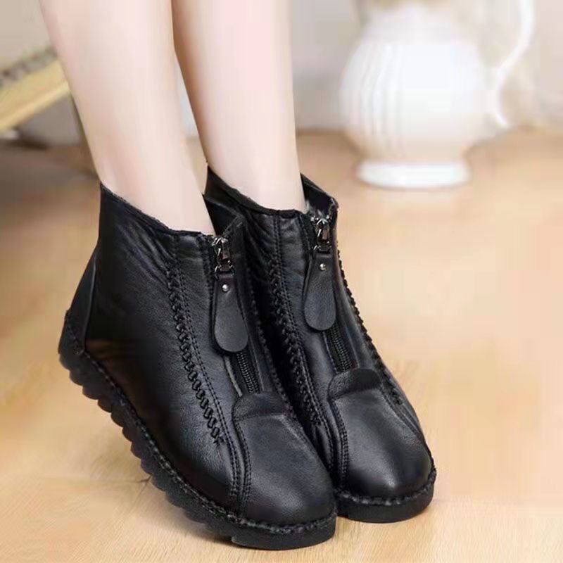 Botas antiderrapantes em couro sintético: elegância e segurança no dia a dia